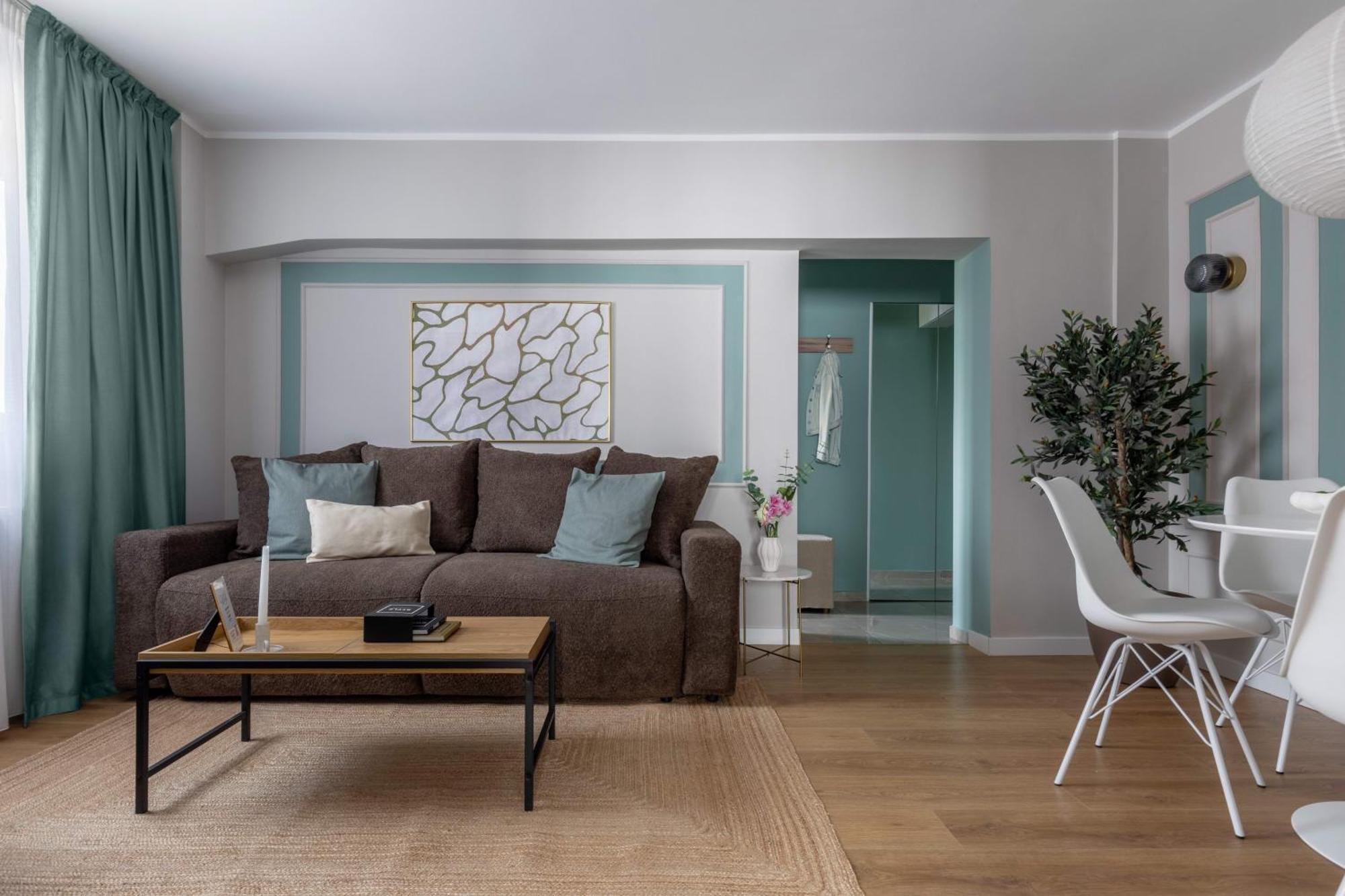 Holt - Sublime Minty Green 1Br On The Park ブカレスト エクステリア 写真