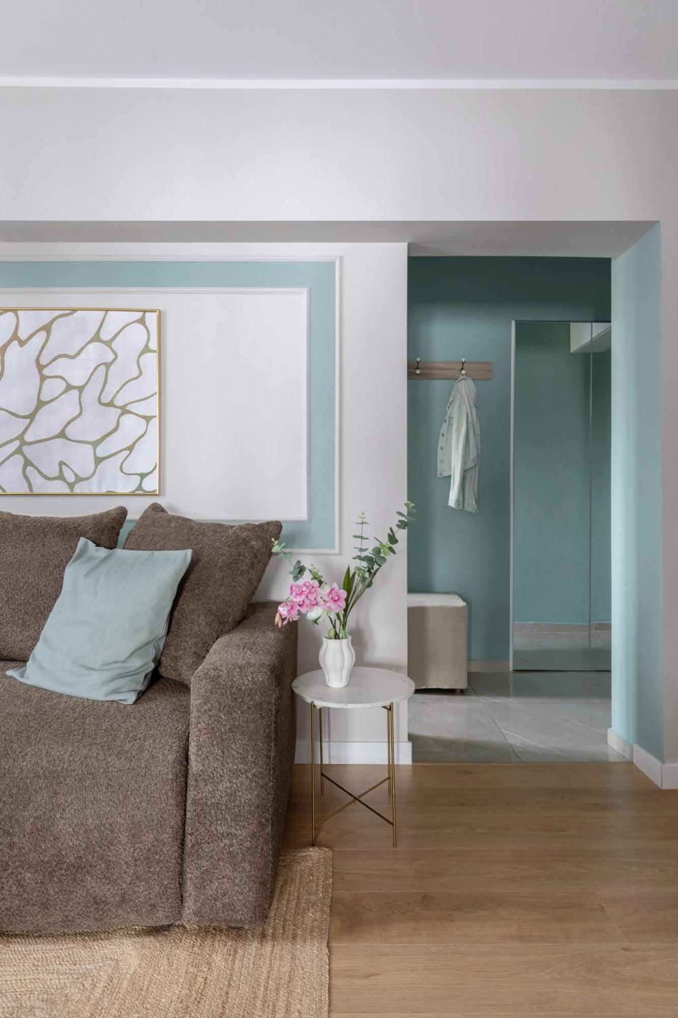 Holt - Sublime Minty Green 1Br On The Park ブカレスト エクステリア 写真